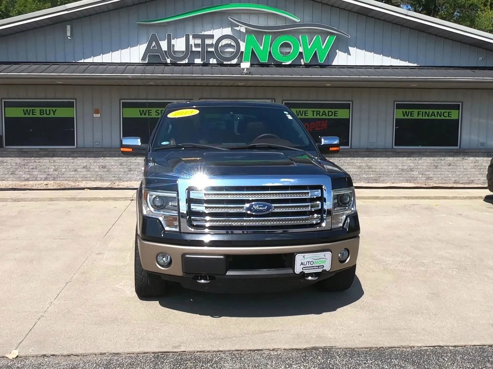 Used 2013 Ford F150 King Ranch w/ King Ranch Luxury Pkg image 2