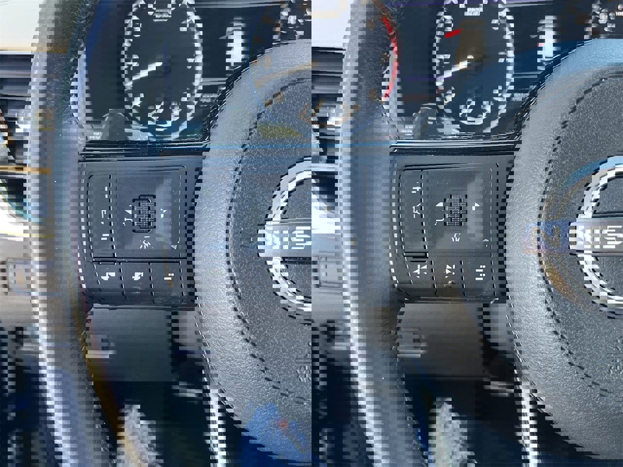 Certified 2023 Nissan Rogue SV w/ SV Premium Package image 11