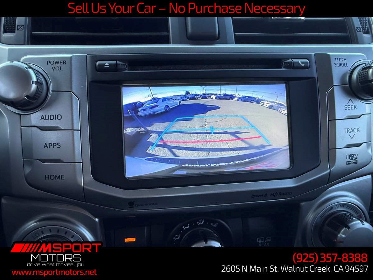 Used 2018 Toyota 4Runner SR5 AWD/4WD image 18