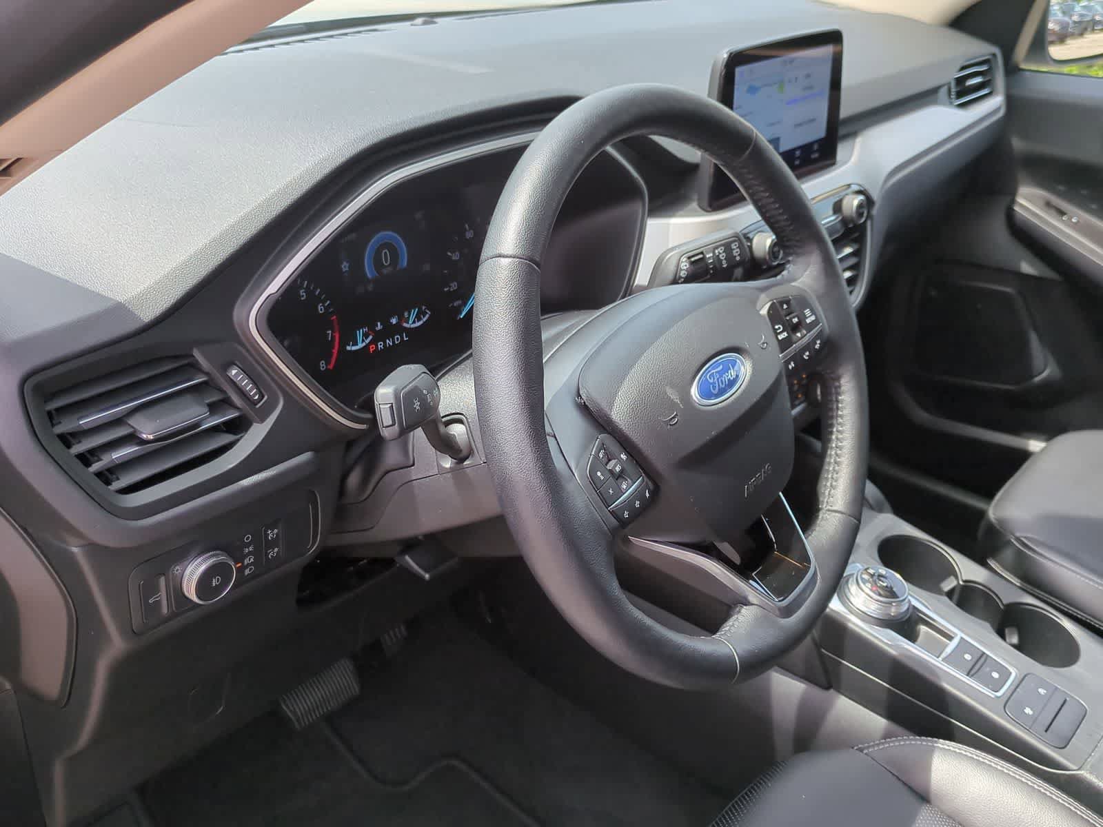 Used 2020 Ford Escape SEL FWD image 10
