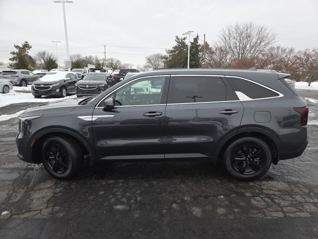 Used 2024 Kia Sorento LX image 20