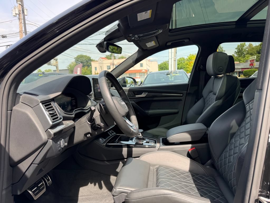Used 2023 Audi SQ5 Premium Plus w/ Premium Plus Package AWD/4WD image 17