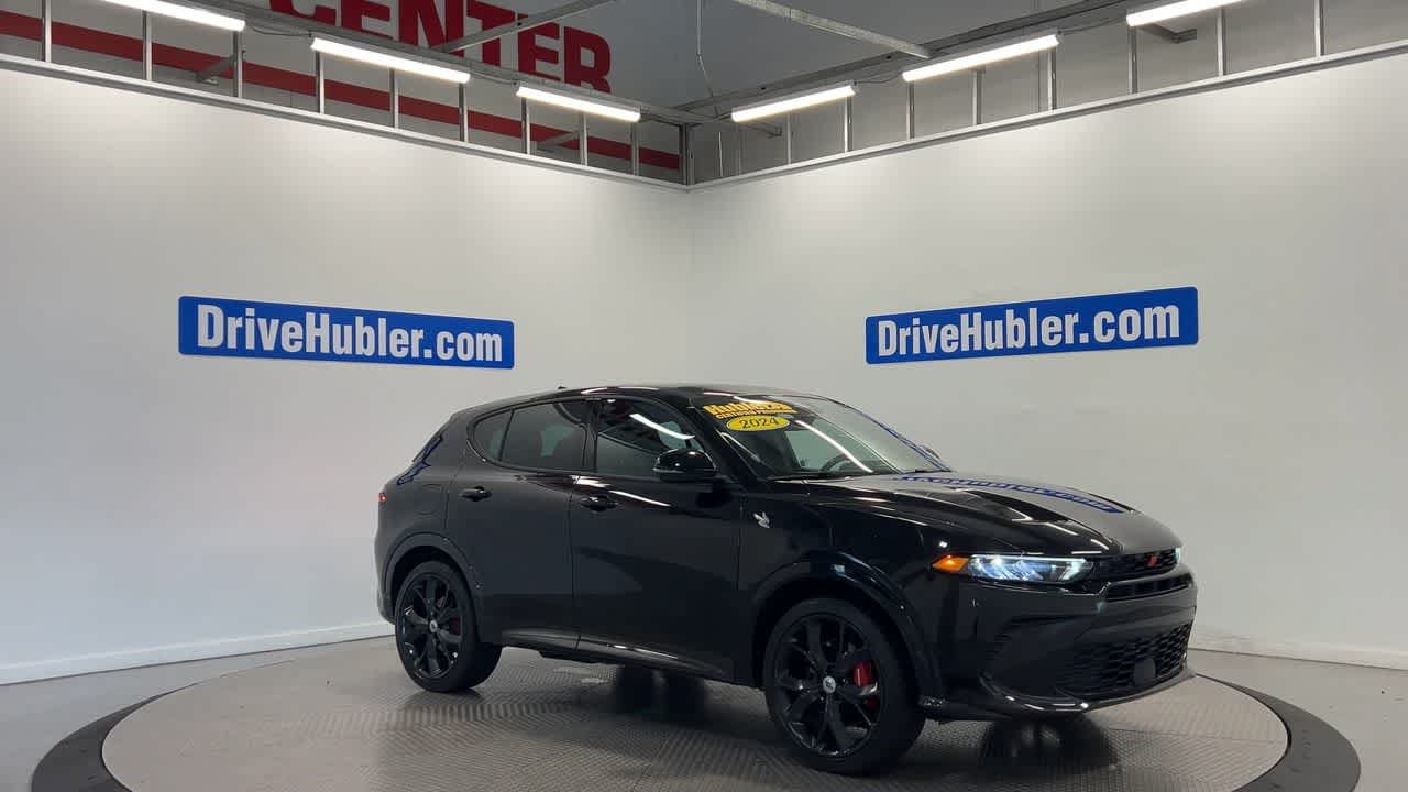 Used 2024 Dodge Hornet R/T Plus w/ Track Pack AWD/4WD image 4