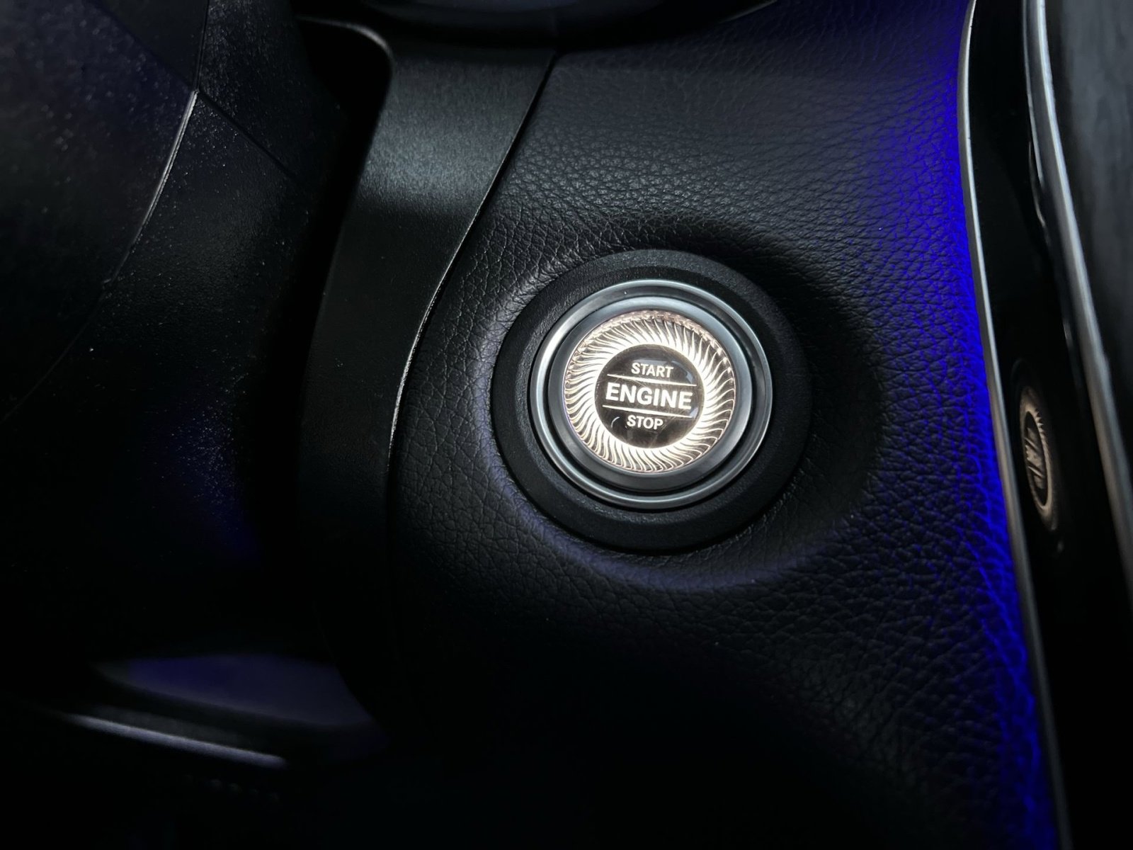 Certified 2022 Mercedes-Benz GLC 300 4MATIC image 31