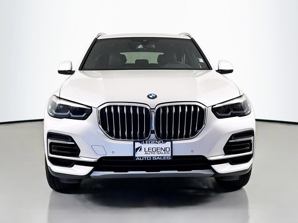 Used 2023 BMW X5 xDrive40i w/ Premium Package AWD/4WD image 2