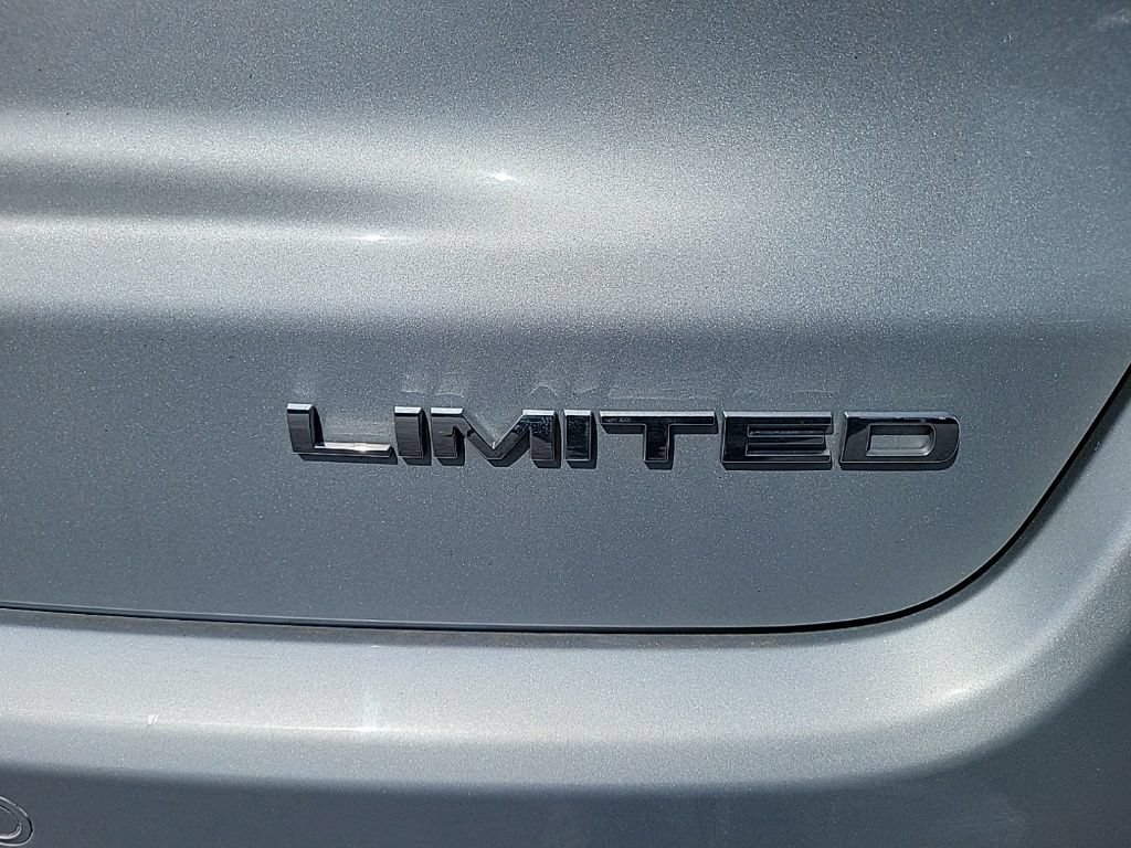 Used 2024 Jeep Compass Limited AWD/4WD image 6