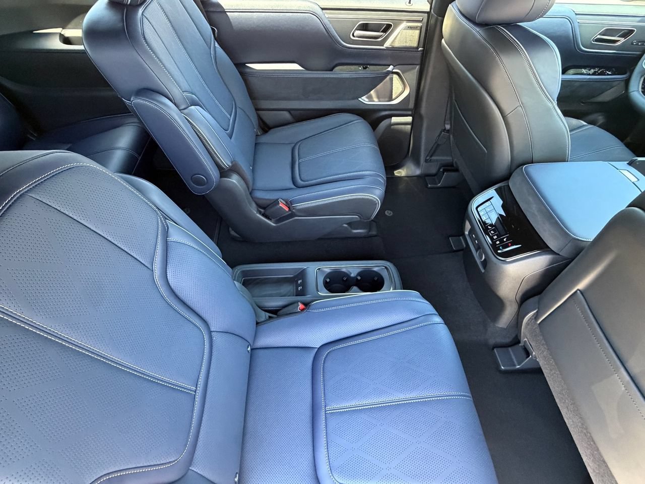 New 2027 INFINITI QX80 Sensory w/ Sport Exterior Package AWD/4WD image 12