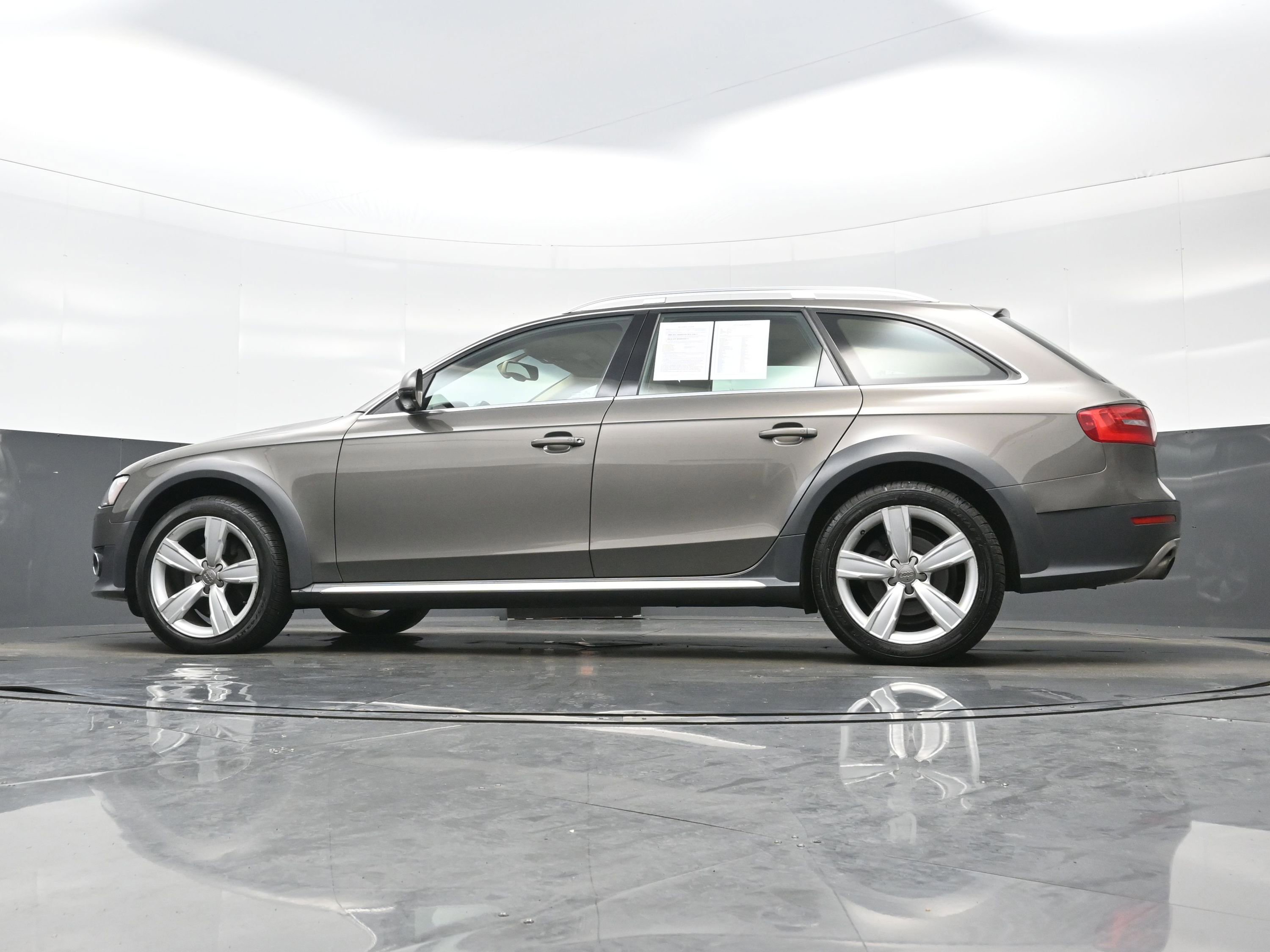 Used 2014 Audi A4 Premium Plus AWD/4WD image 29