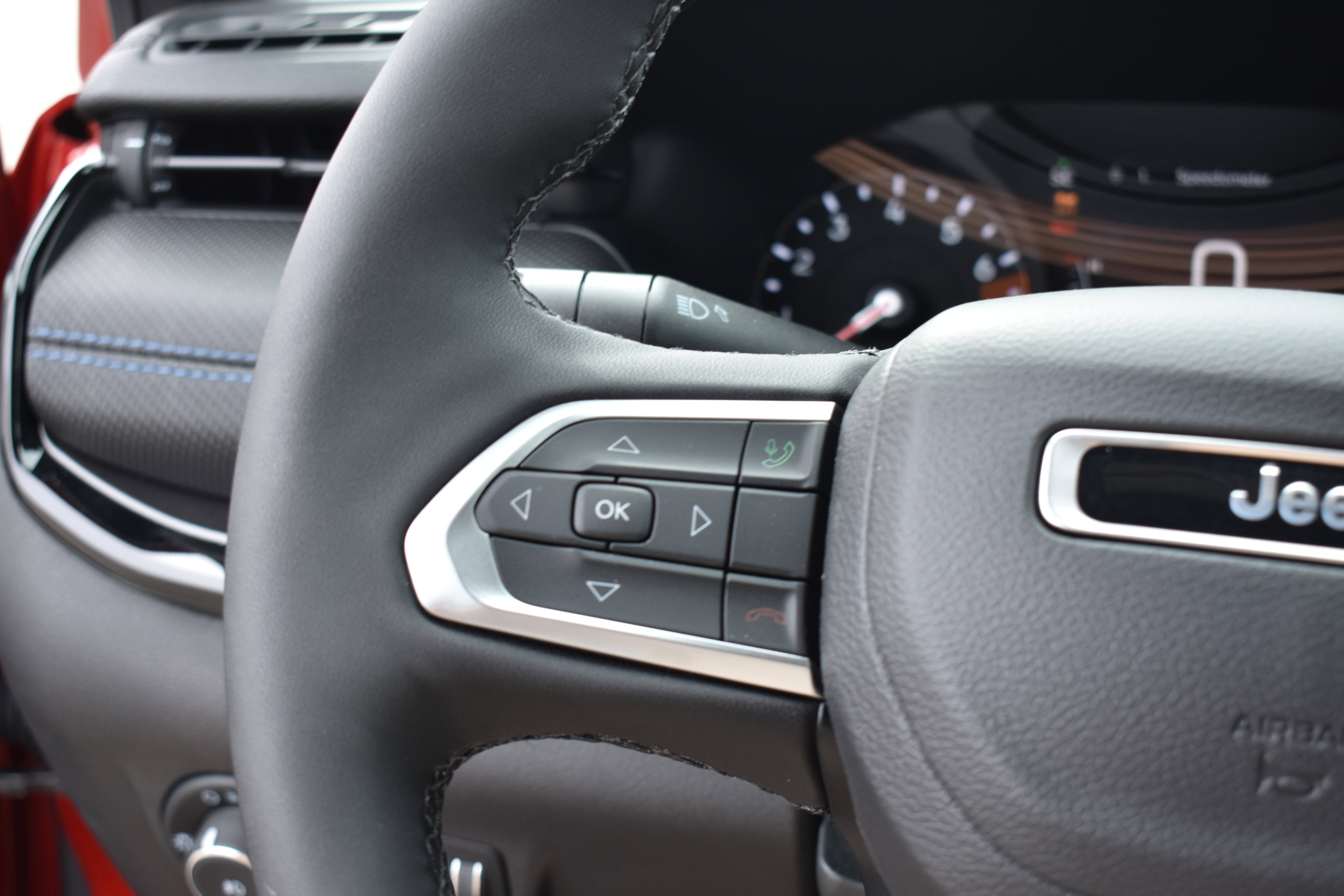 New 2025 Jeep Compass Latitude w/ Altitude Special Edition image 15