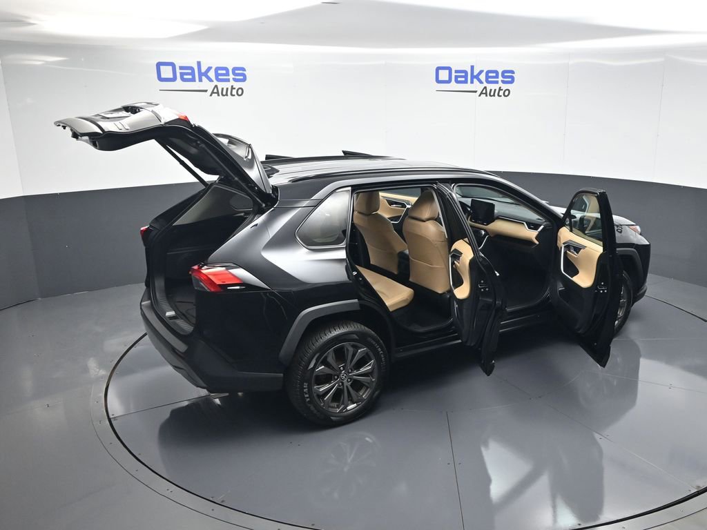 Used 2023 Toyota RAV4 Limited image 60