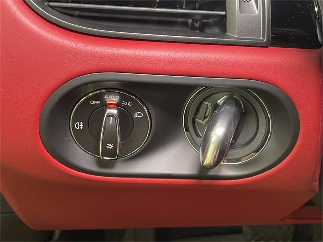 New 2026 Porsche Macan image 35