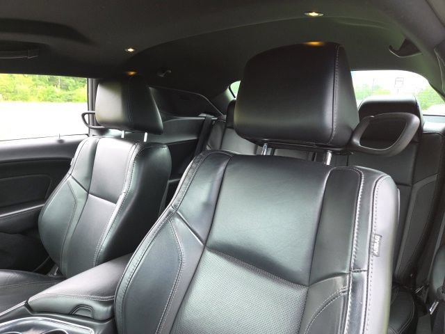 Used 2015 Dodge Challenger R/T Plus RWD image 15