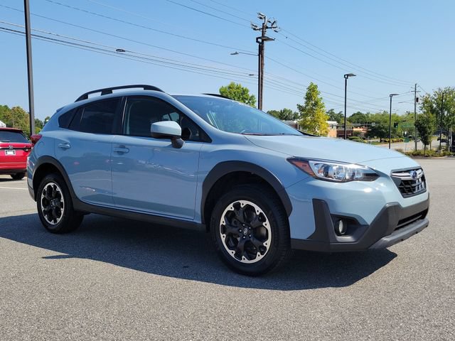 Used 2023 Subaru Crosstrek 2.0i Premium AWD/4WD image 3