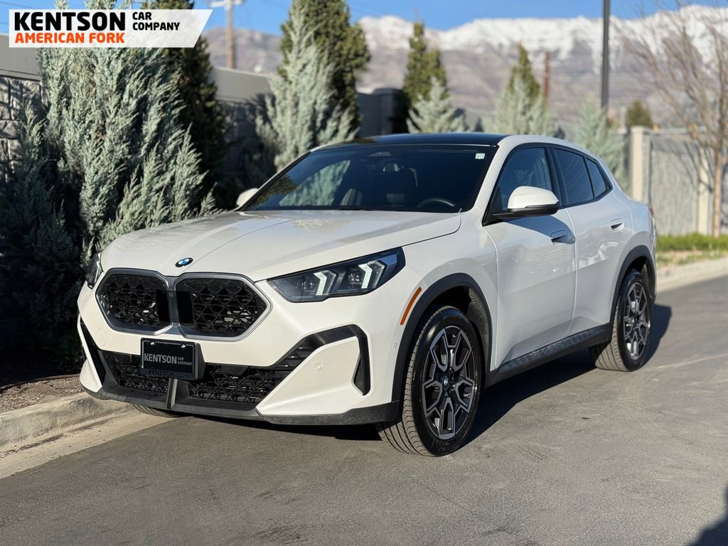 Used 2026 BMW X2 xDrive28i image 3