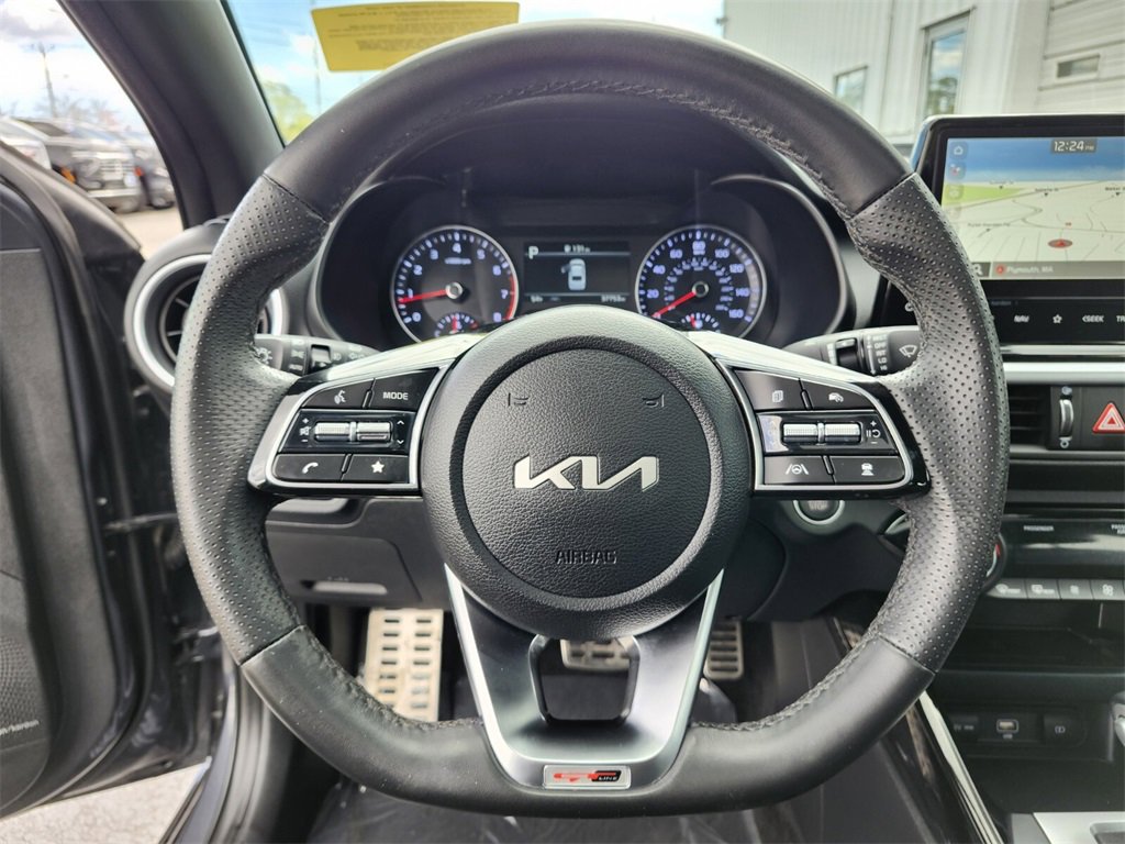 Used 2023 Kia Forte GT-Line w/ GT-Line Premium Package image 26