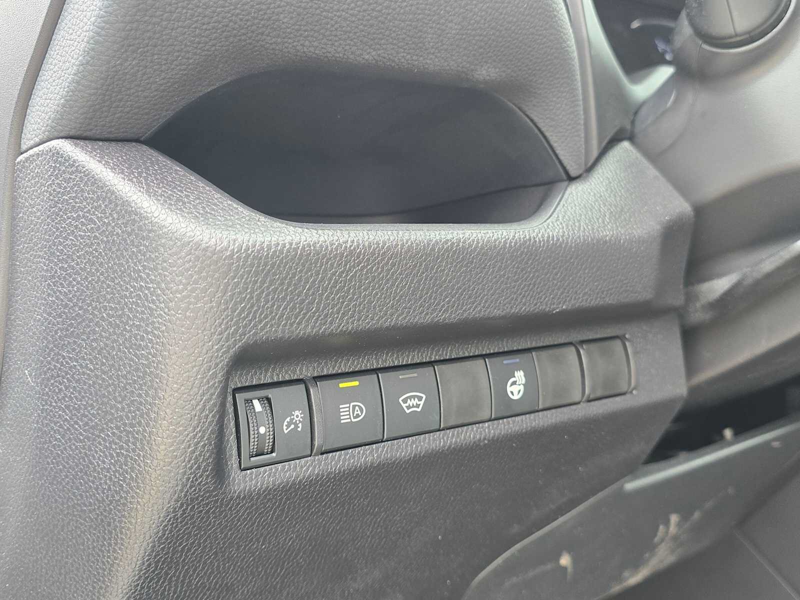 Used 2025 Toyota RAV4 XLE w/ Weather Package AWD/4WD image 23