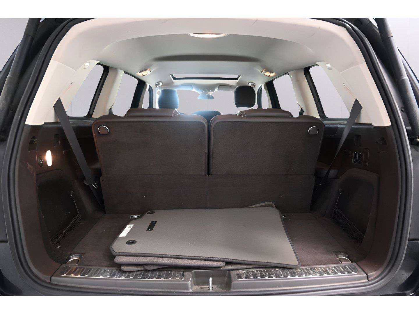 Used 2019 Mercedes-Benz GLS 450 4MATIC w/ Premium 1 Package image 16