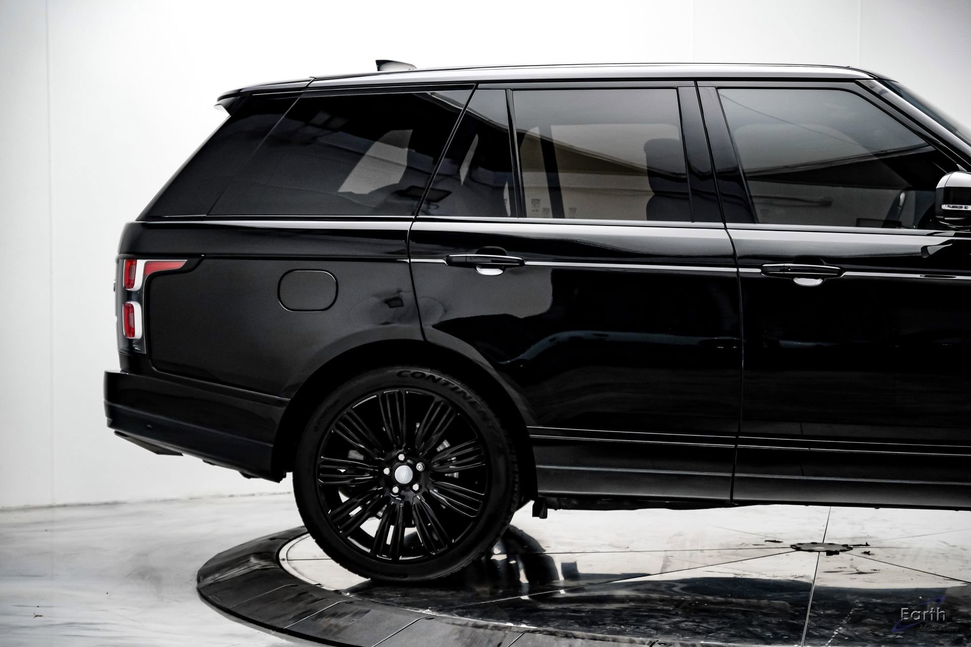 Used 2022 Land Rover Range Rover Westminster Edition image 17
