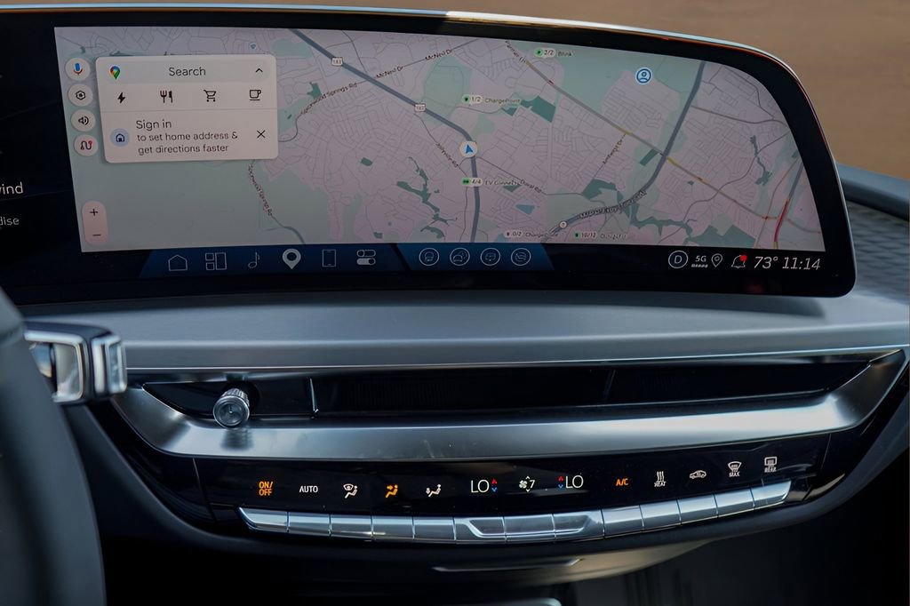 New 2026 Cadillac Lyriq Luxury w/ LPO, Floor Liner Package image 13