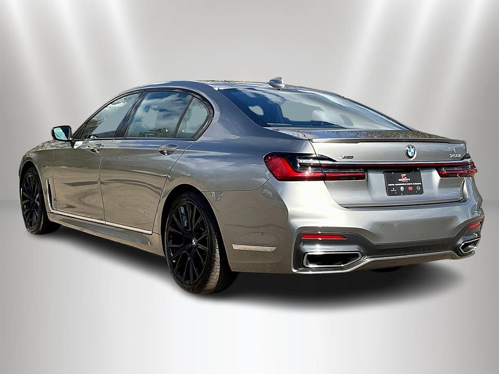 Used 2022 BMW 750Li xDrive AWD/4WD image 4