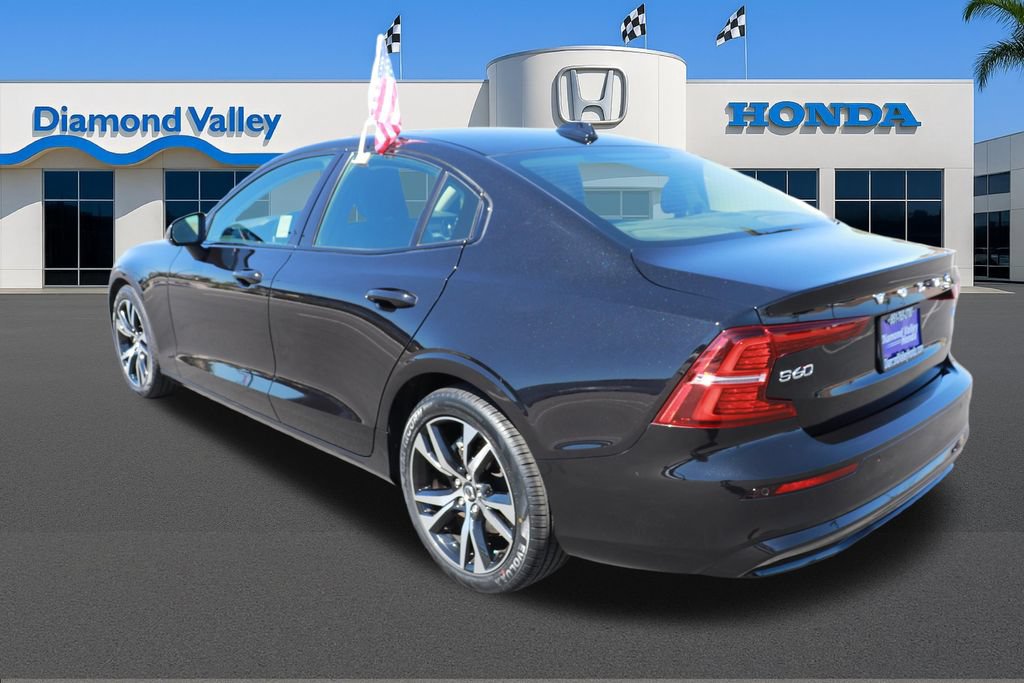 Used 2024 Volvo S60 B5 Core FWD image 4