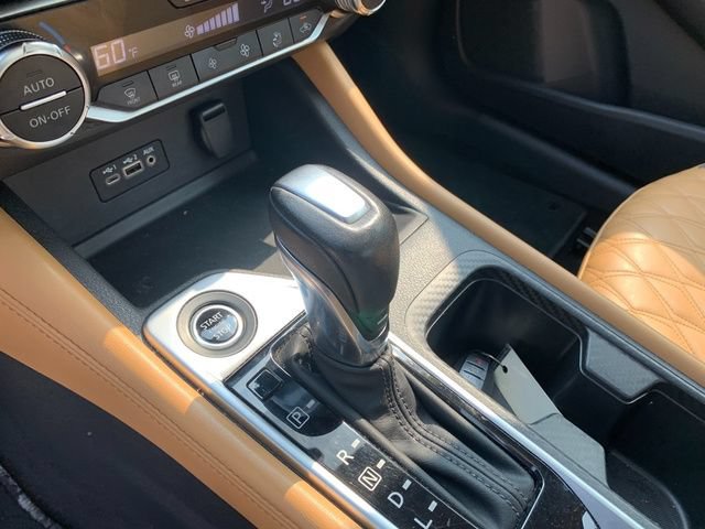 Used 2022 Nissan Sentra SV w/ SV Premium Package FWD image 24