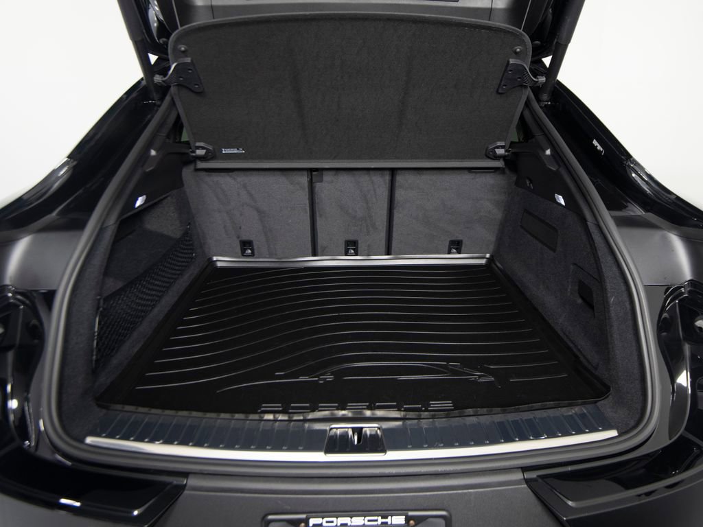 Certified 2025 Porsche Cayenne Coupe image 42