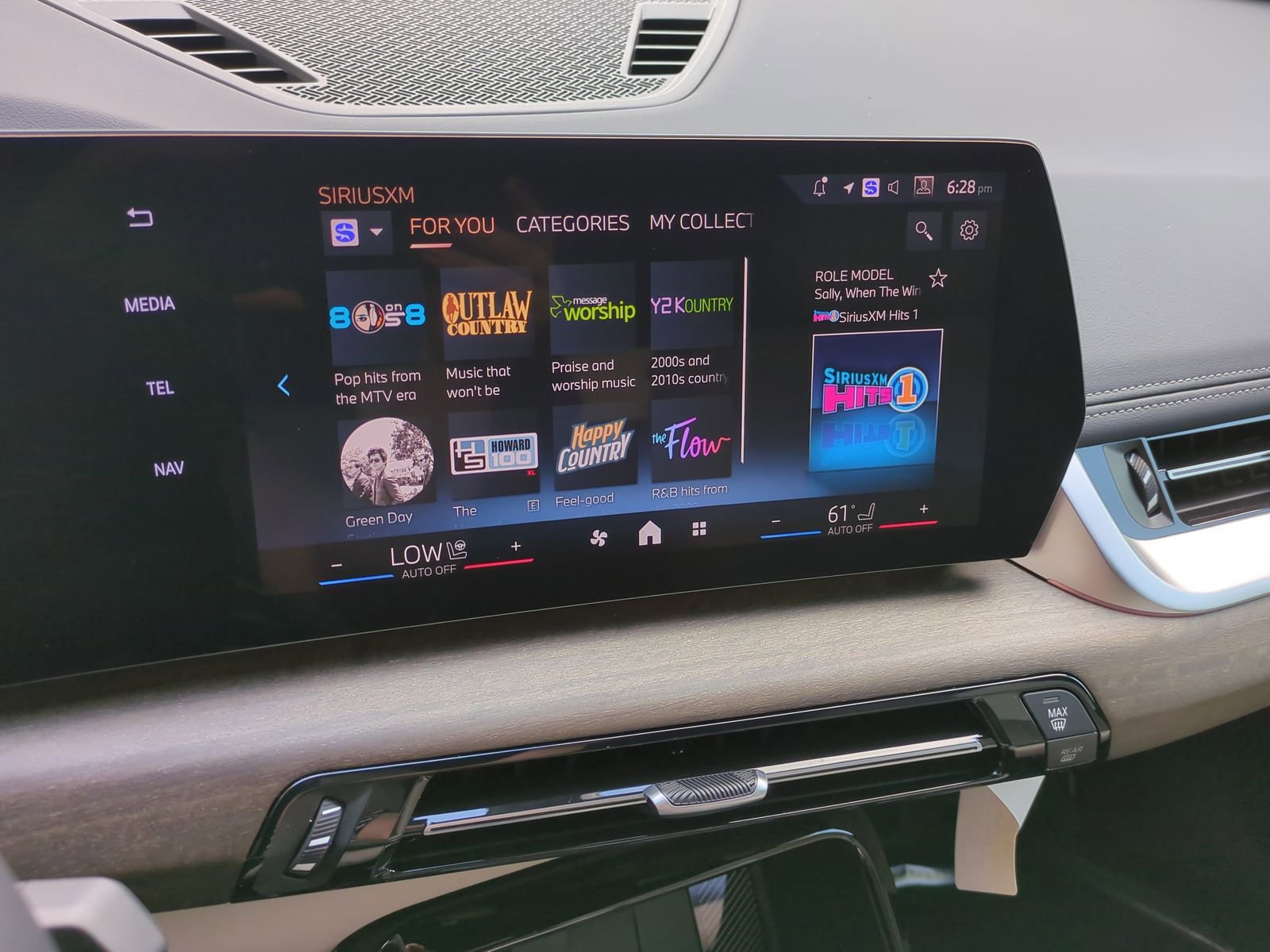 Certified 2025 BMW X1 xDrive28i w/ Convenience Package image 21