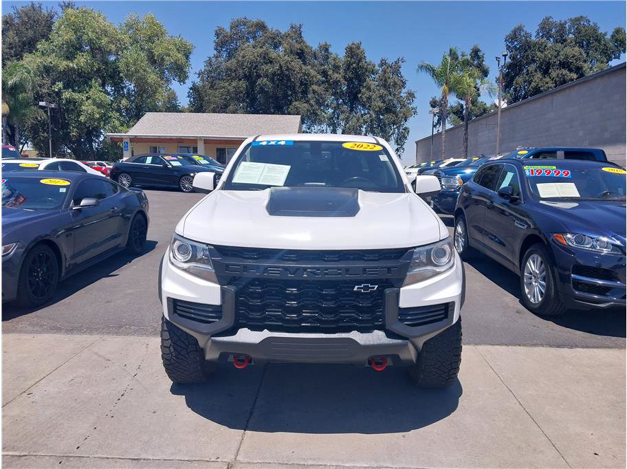 Used 2022 Chevrolet Colorado ZR2 AWD/4WD image 2