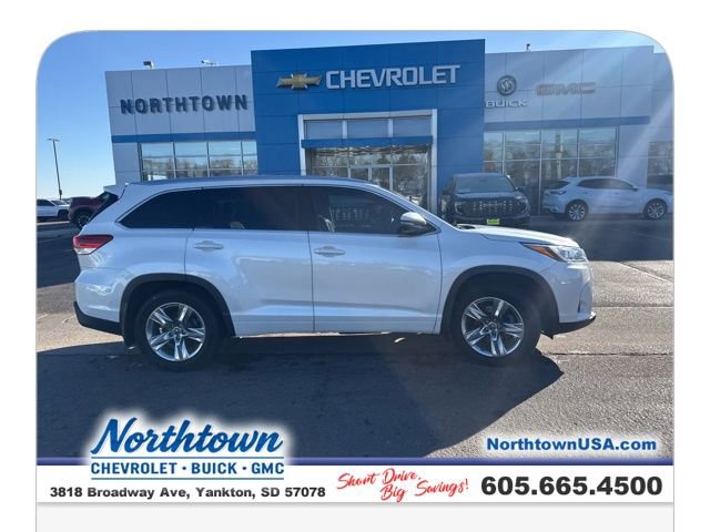 Used 2018 Toyota Highlander Limited image 32