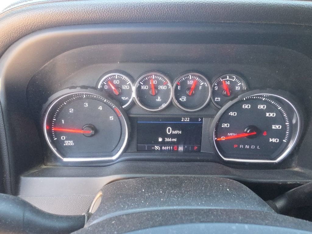 Used 2023 Chevrolet Silverado 2500 LTZ AWD/4WD image 13