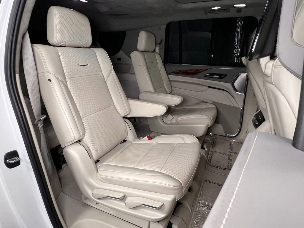 Used 2022 Cadillac Escalade ESV Sport Platinum AWD/4WD image 30