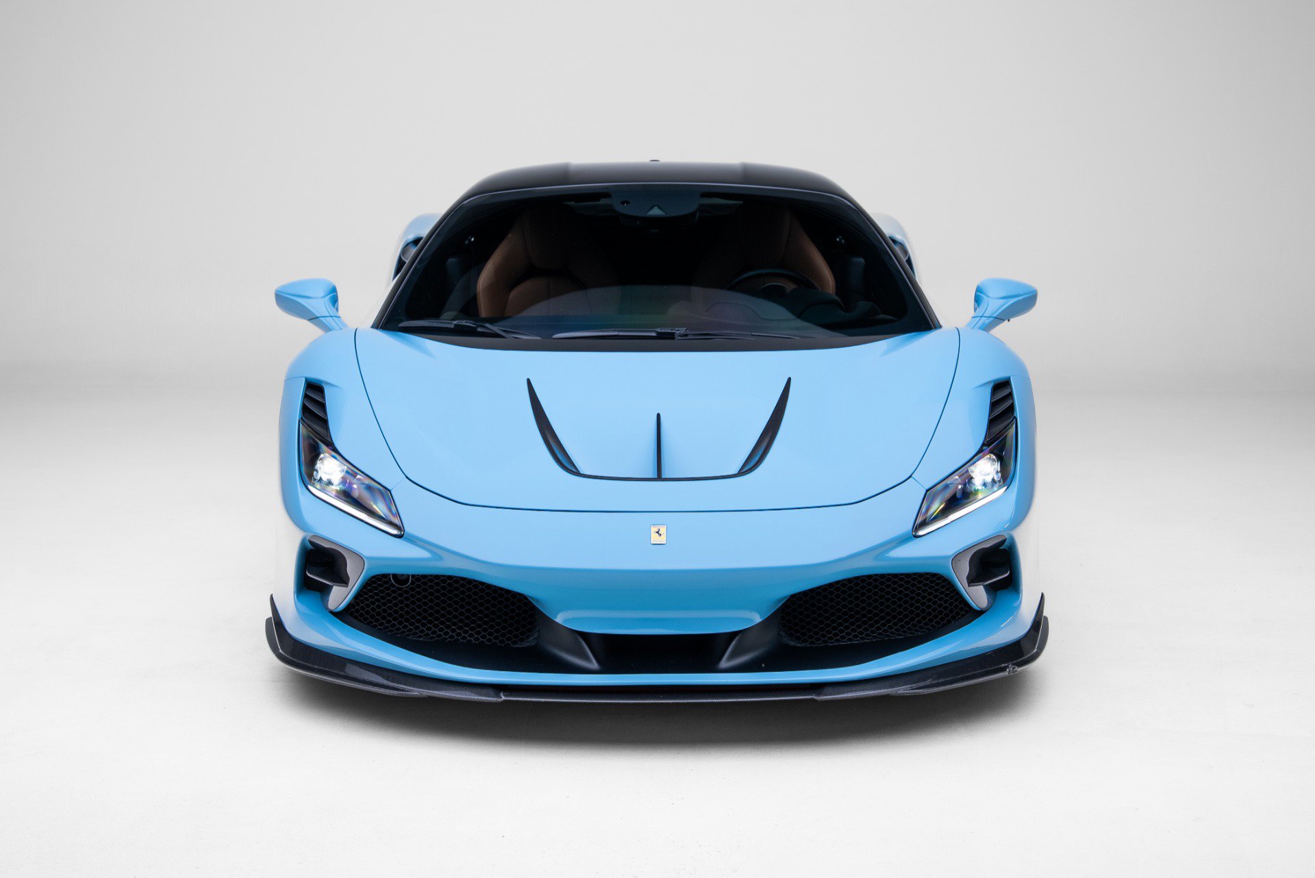 Used 2020 Ferrari F8 Tributo image 3