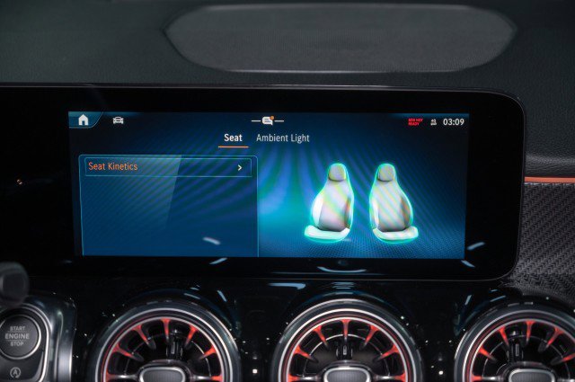 New 2026 Mercedes-Benz GLB 35 AMG 4MATIC image 16