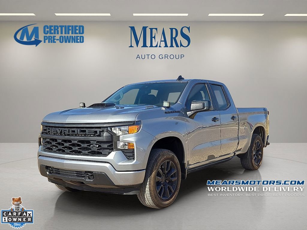 Used 2025 Chevrolet Silverado 1500 Custom image 1