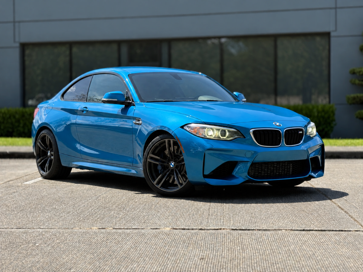 Used 2017 BMW M2 RWD image 38