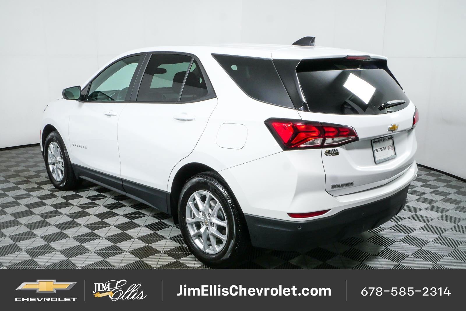Certified 2024 Chevrolet Equinox LS w/ LS Convenience Package FWD image 27