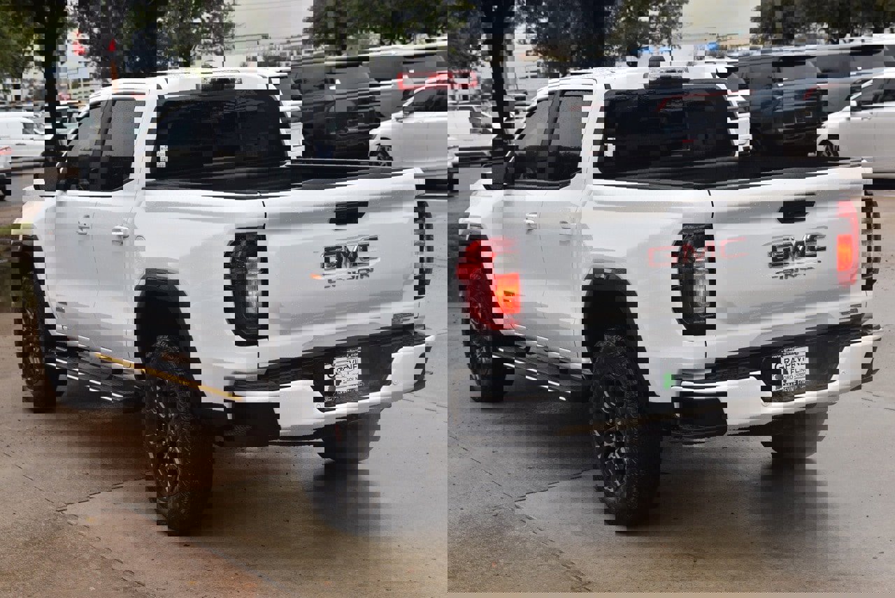 Used 2024 GMC Canyon Elevation w/ Convenience Package image 10