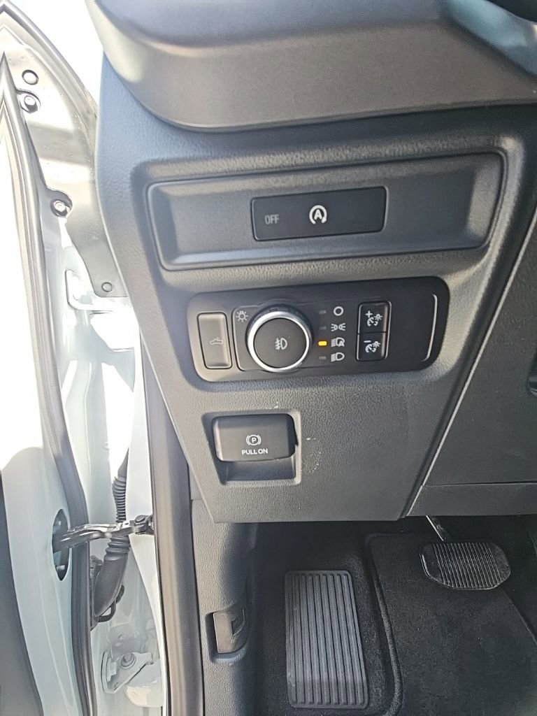 Used 2025 Ford F150 XLT w/ Equipment Group 301A Standard AWD/4WD image 18