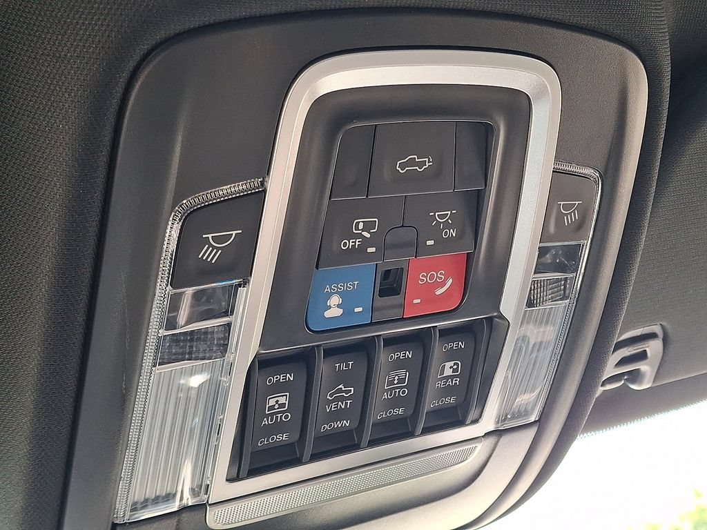 Used 2023 RAM 1500 Limited AWD/4WD image 27