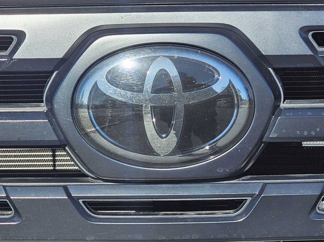 Used 2019 Toyota Tacoma SR w/ SR Convenience Package image 43