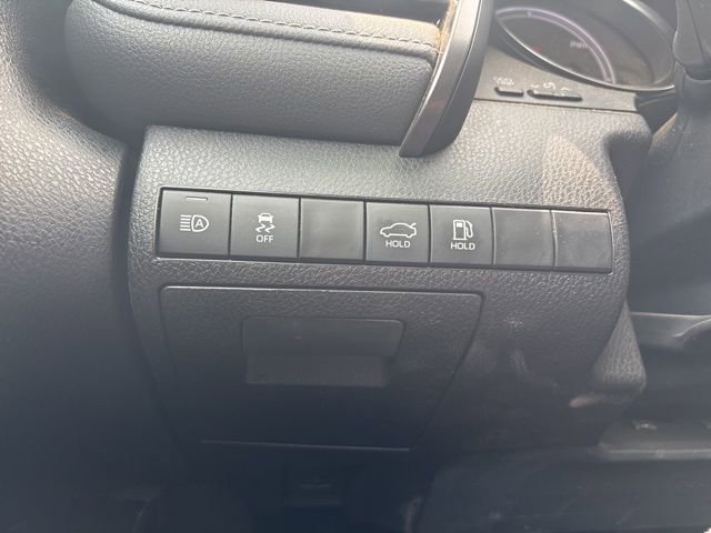Used 2023 Toyota Camry SE w/ Convenience Package FWD image 14
