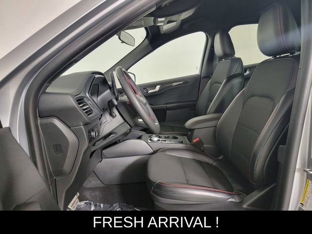 Certified 2023 Ford Escape ST-Line w/ Tech Pack #1 AWD/4WD image 13