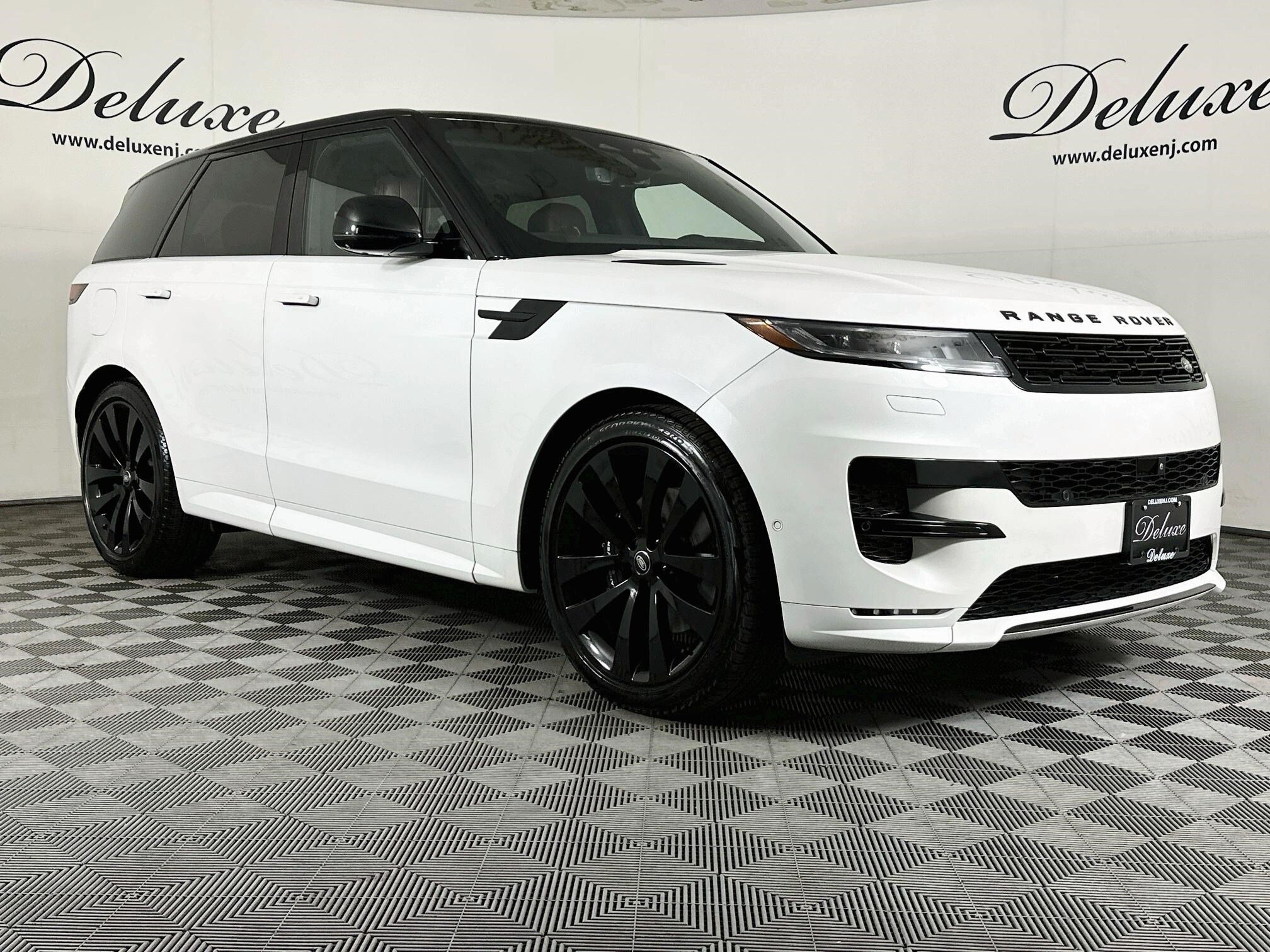 Used 2024 Land Rover Range Rover Sport Dynamic SE AWD/4WD video 1