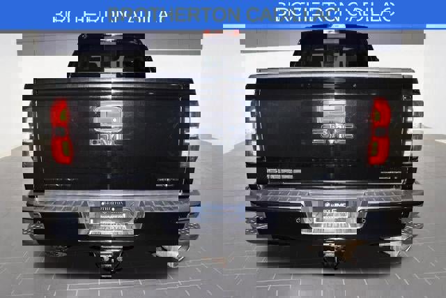 Used 2016 GMC Sierra 2500 Denali w/ Duramax Plus Package image 4