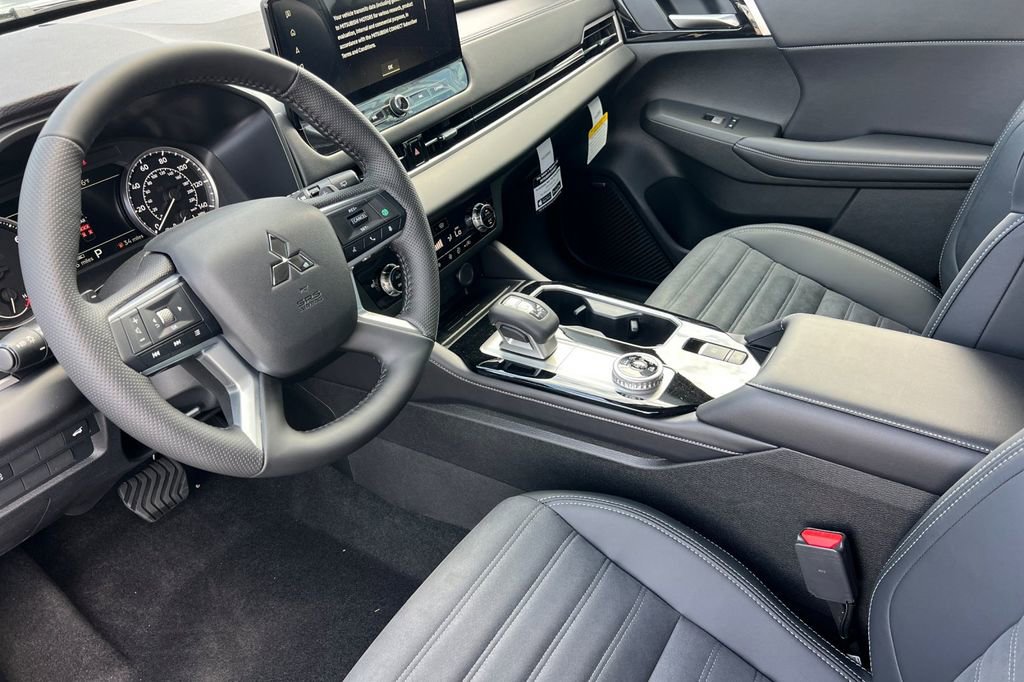 New 2026 Mitsubishi Outlander SE AWD/4WD image 11