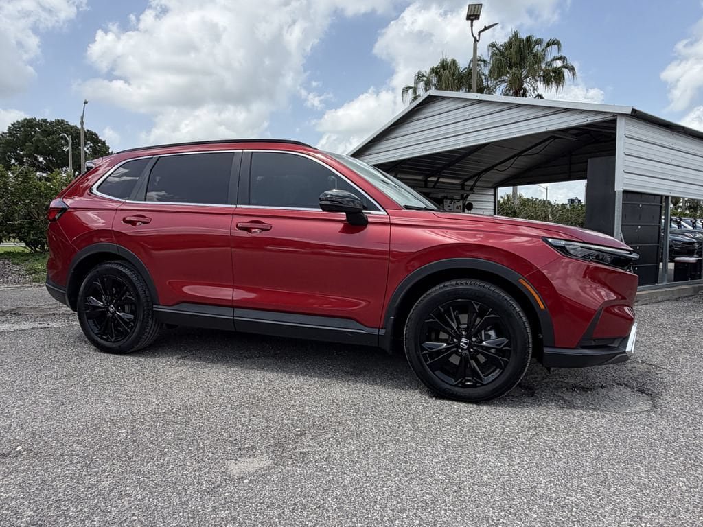 Used 2025 Honda CR-V Sport Touring image 2