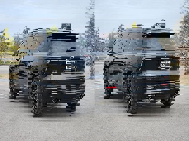 Used 2025 Chevrolet Traverse RS image 5