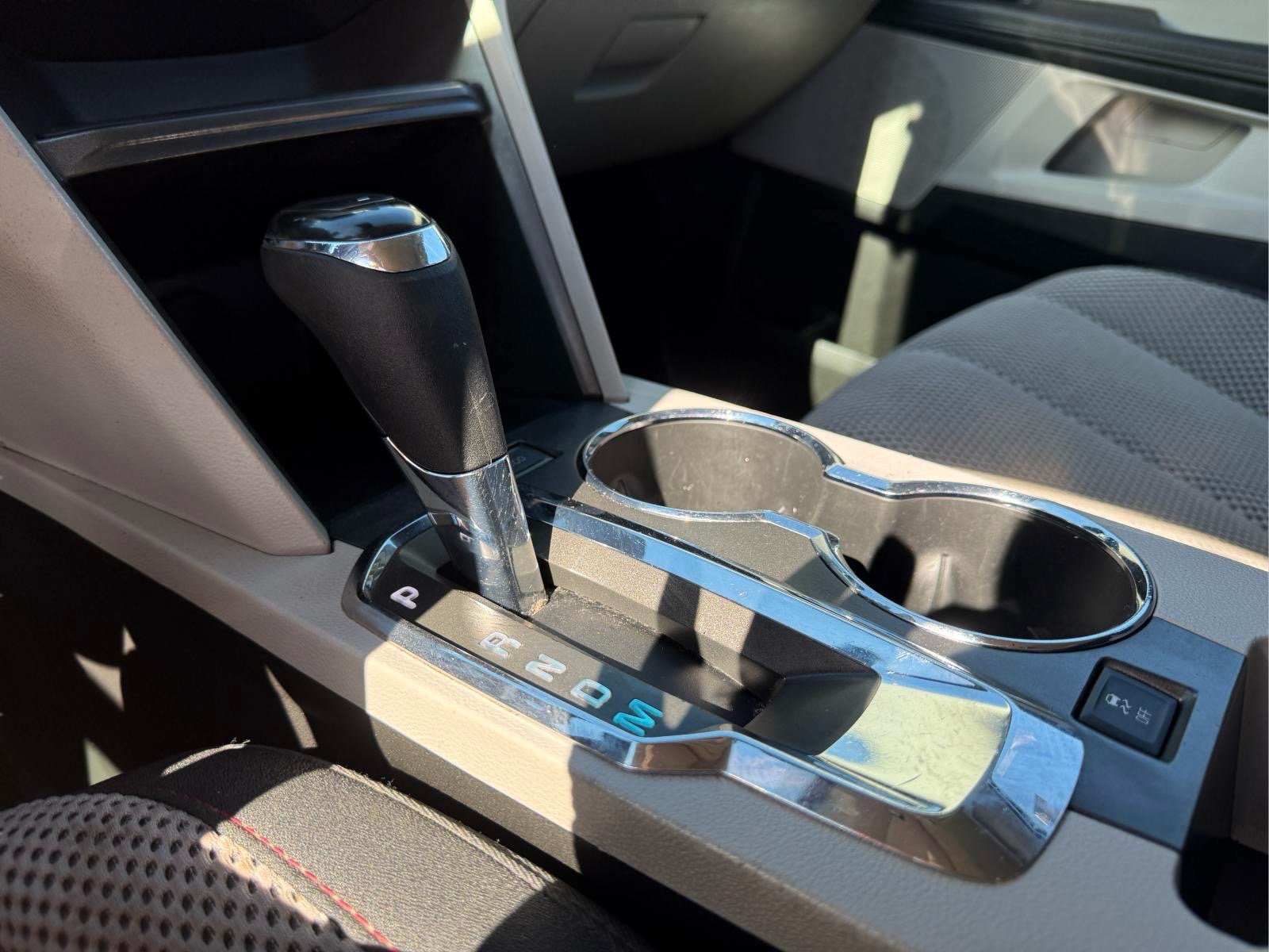 Used 2017 Chevrolet Equinox LS FWD image 19