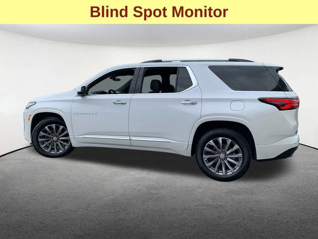Used 2023 Chevrolet Traverse Premier image 6
